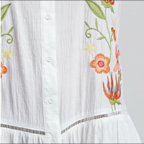 The EMILY Embroidered Summer Dress - Picture 3 of 5